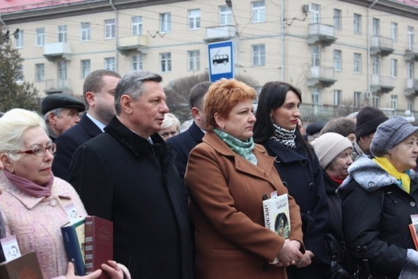 Лучани вшанували видатного українського поета. ФОТО