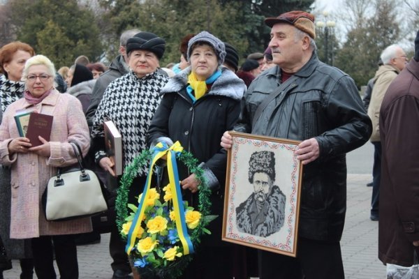 Лучани вшанували видатного українського поета. ФОТО