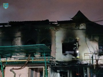 У передмісті Одеси внаслідок падіння уламків збитого «шахеда» загинула людина