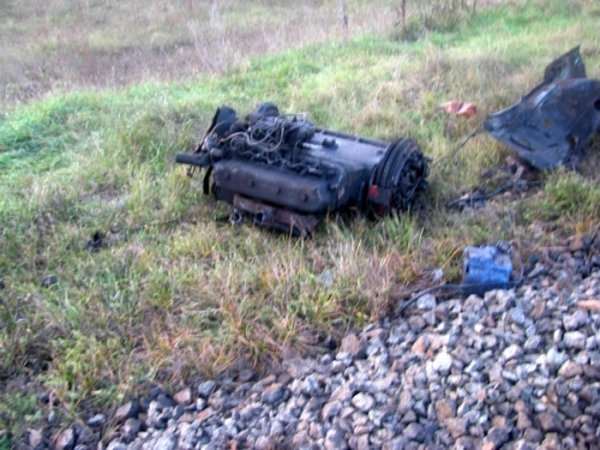 На Рівненщині потяг протаранив трактора. ФОТО