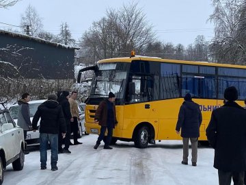 У селі на Волині через ожеледицю мешканці не змогли гідно провести в останню путь Героя