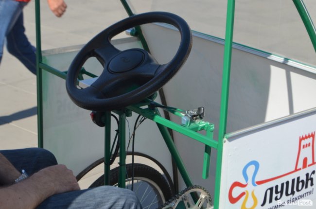 Волинянин розробив диво-веломобіль. ФОТО