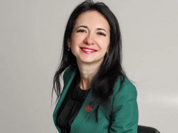 Депутатка Луцької райради достроково припинила повноваження