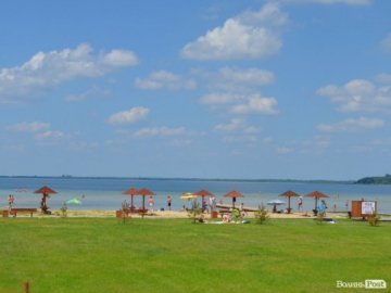 «Люди навіть сварилися за пончики»: на Світязі – туристичний бум. ВІДЕО