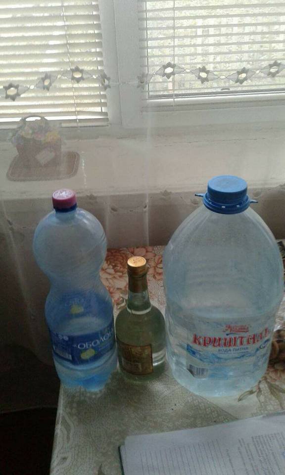 Лучанку зловили на торгівлі сурогатом. ФОТО