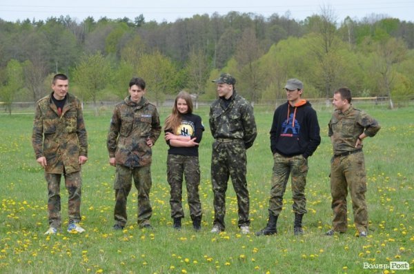 «Війна» у волинських лісах. «Звитяга - 2015». ФОТО. ВІДЕО