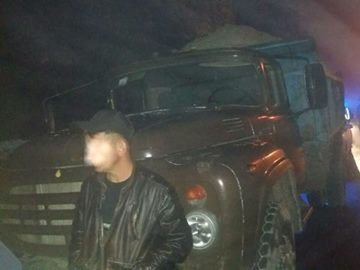 У Луцьку затримали водія вантажівки напідпитку без документів