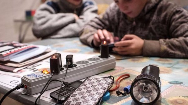 Крим перетворюється на «наметове містечко» — працюють пункти обігріву