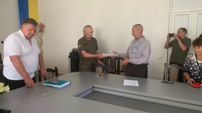 Звільнений з полону волинянин Віталій Войтович отримав відзнаку Міністерства оборони України 