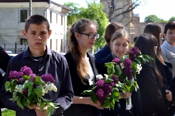 Лучани вшанували пам'ять людей, що постраждали внаслідок політичних репресій. ФОТО 