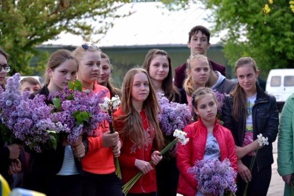 Лучани вшанували пам'ять людей, що постраждали внаслідок політичних репресій. ФОТО 