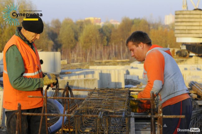Звіт з будівництва ЖК «Супернова»: у четвертому будинку встановлюють вікна*