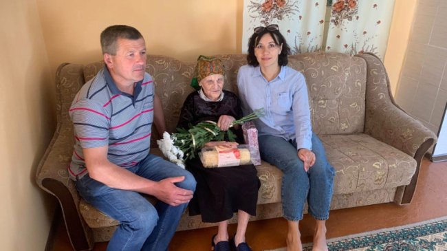 Виховала не одне покоління учнів: вчителька з Волині відсвяткувала 100-річний ювілей. ФОТО 