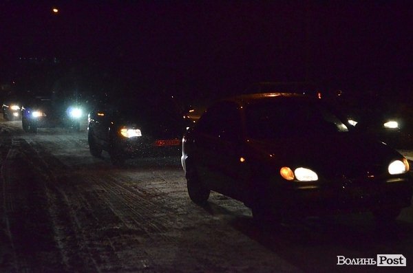 Луцький автомайдан зібрав 20 авто. ФОТО