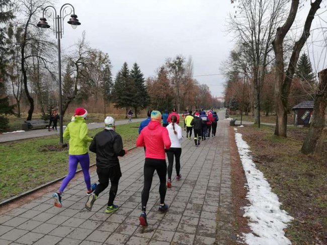 У перший ранок 2019 року лучани вийшли на святкову пробіжку. ФОТО