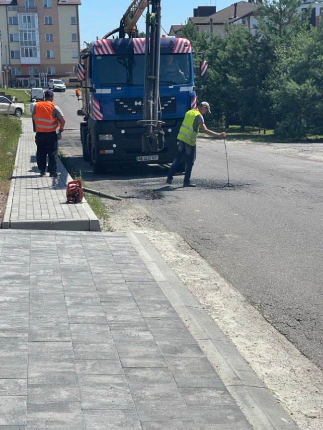Розповіли, які дороги планують відремонтувати у Липинах
