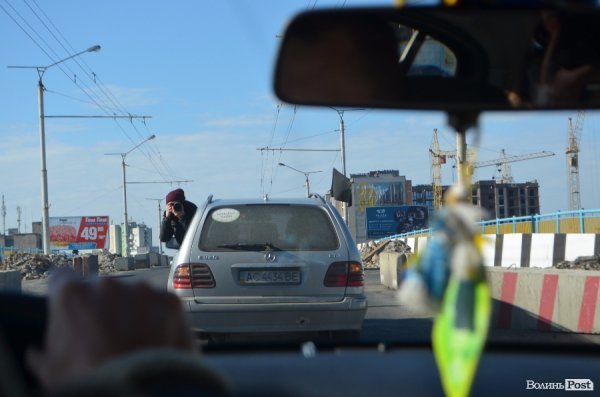 У Луцьку зустріли тіло загиблого на сході Олександра Смирнова. ФОТО