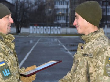 Нагородили військового з Волині, який пробіг 270 кілометрів