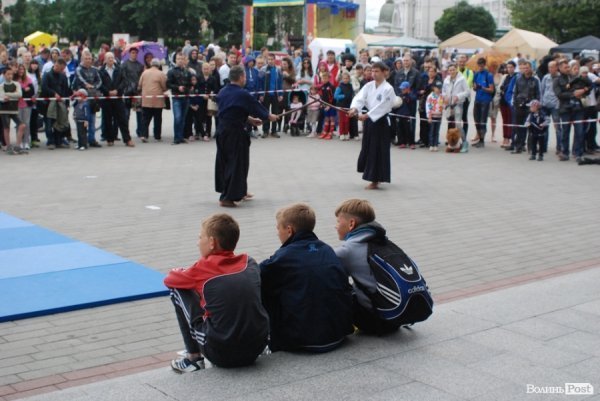 Свято спорту в центрі Луцька. ФОТО