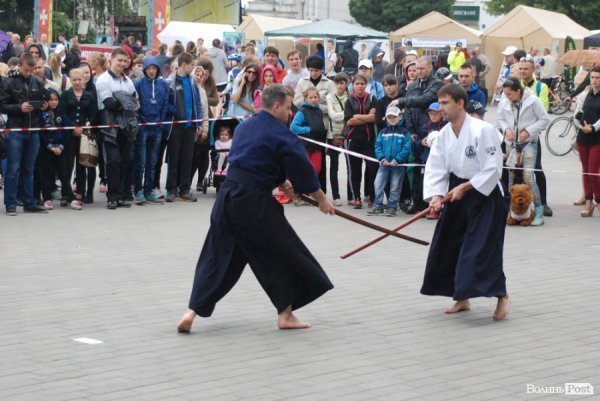 Свято спорту в центрі Луцька. ФОТО