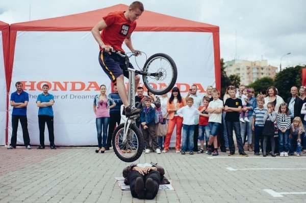 Honda влаштувала у Луцьку феєричне родинне свято. ФОТО*