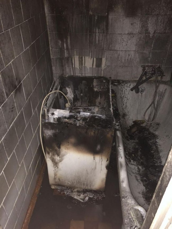 У місті на Волині через пральну машинку загорілась квартира. ФОТО