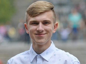 Не варто зганяти злість лише на артистах, які виступають в Росії, - луцький ведучий