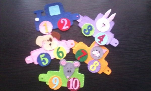 Волинянка заробляє на життя собі і дітям м’якими іграшками