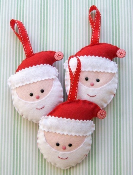 Волинянка заробляє на життя собі і дітям м’якими іграшками