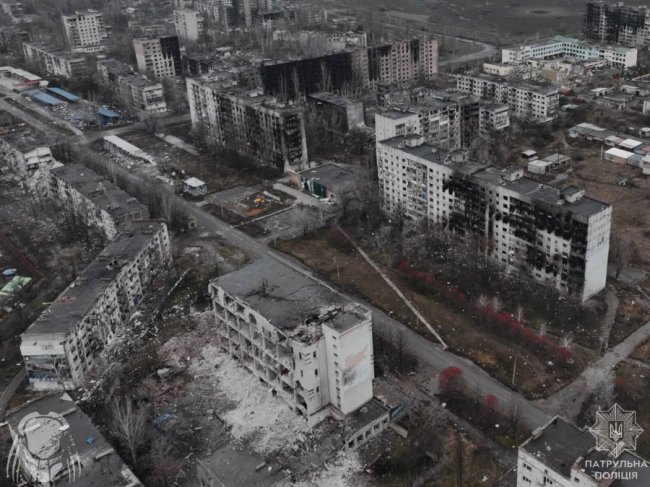 «Тут нещодавно було місто». Моторошні фото Костянтинівки