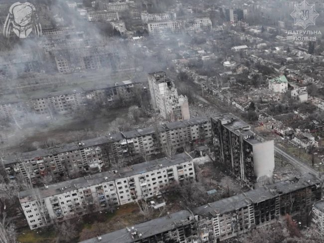 «Тут нещодавно було місто». Моторошні фото Костянтинівки