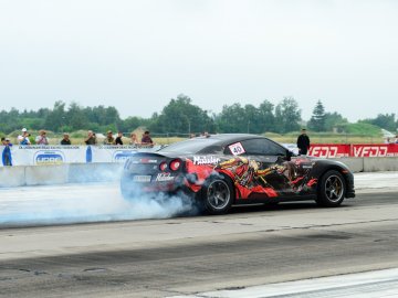ФОТОРЕПОРТАЖ із наймасштабніших змагань із дрег-рейсингу у Луцьку