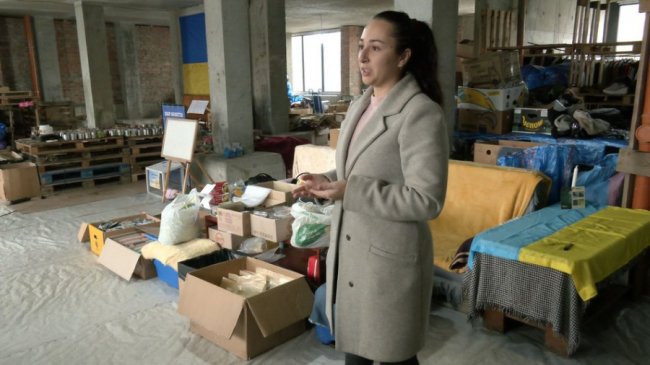 Робота волонтерського штабу на Волині: допомагають військовим і переселенцям