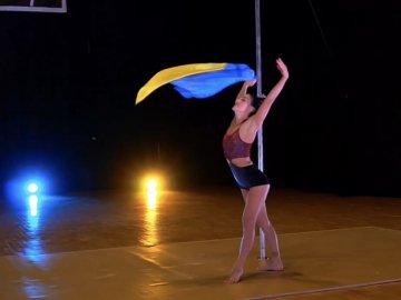Волинянка перемогла на міжнародному чемпіонаті з повітряної гімнастики. ВІДЕО