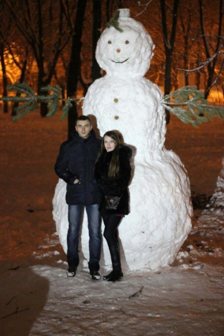 «Сніговий рекорд?» У Луцьку зліпили сніговика висотою понад 3 метри