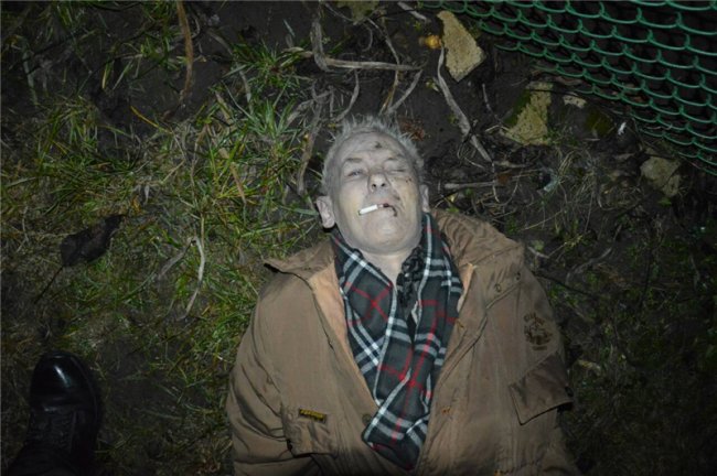 У Нововолинську знайшли тіло чоловіка, шукають родичів. ФОТО 18+