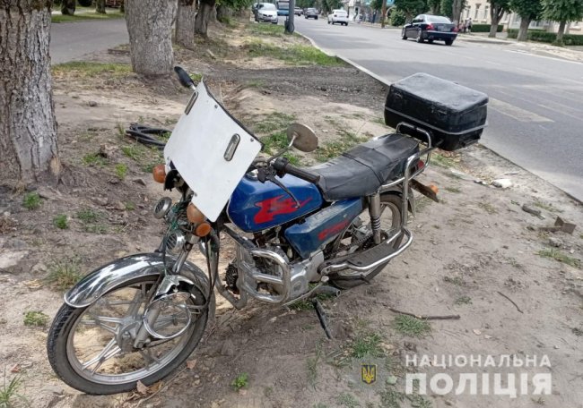 У Луцьку 70-річний мопедист на пішохідному переході збив двох неповнолітніх дівчат