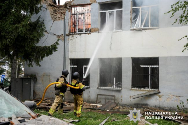 У Рівному вже 20 поранених: у поліції показали наслідки російського прильоту. ФОТО