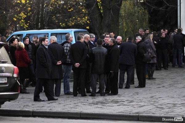 У Луцьку попрощалися з Андрієм Калаханом. ФОТО