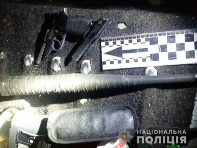 Озброєного лучанина затримали копи сусідньої області. ФОТО