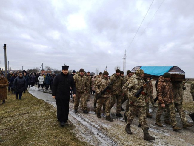 На Волині попрощалися з 45-річним Героєм Сергієм Вейною. ФОТО