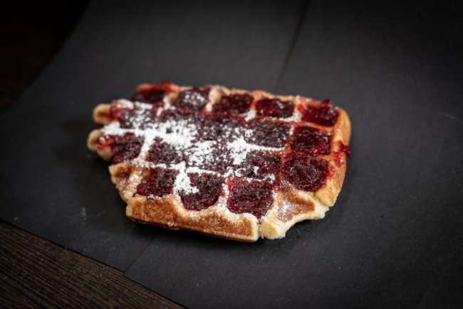 Бельгійська вафля, італійська кава і кленовий сироп: чим пригощають локації «Coffee & Gelato»*