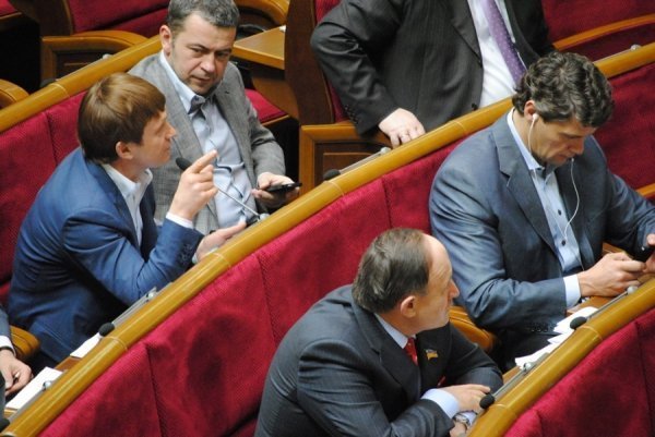 Івахів ‒ міністру: як можна підтримувати родинні ферми і не знати, скільки їх? 