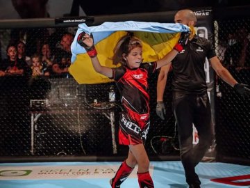 Юна волинянка стала дворазовою чемпіонкою світу з ММА