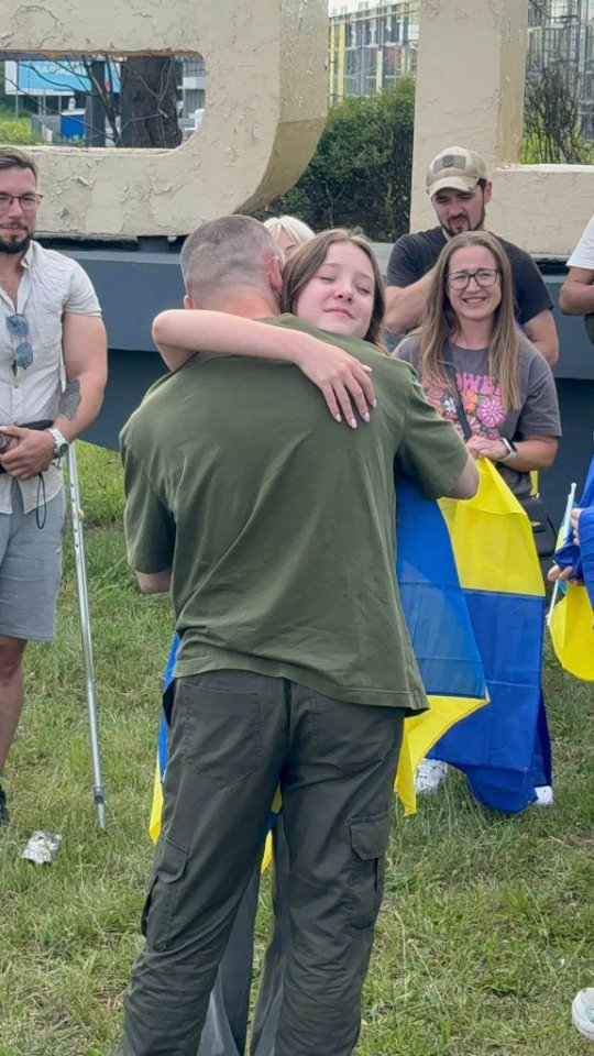 Провів у неволі майже рік: у Луцьку зустріли звільненого з полону Бориса Василенка