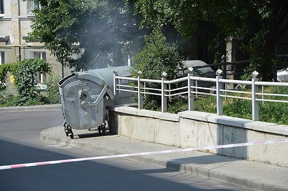 Переполох у Луцьку: знайшли підозрілу сумку. ФОТО