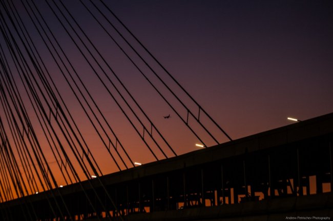 Молодий луцький фотограф поділився вражаючими світлинами вечірньої столиці 