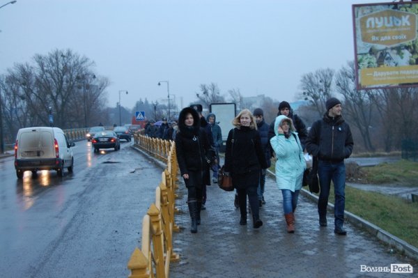 Деякі машини активістам сигналили в знак підтримки