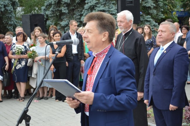 Бал випускників у Ковелі. ФОТО