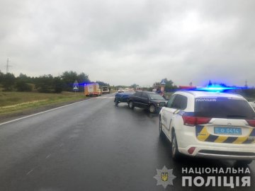 На Херсонщині в масштабній аварії постраждали 6 дітей. ФОТО